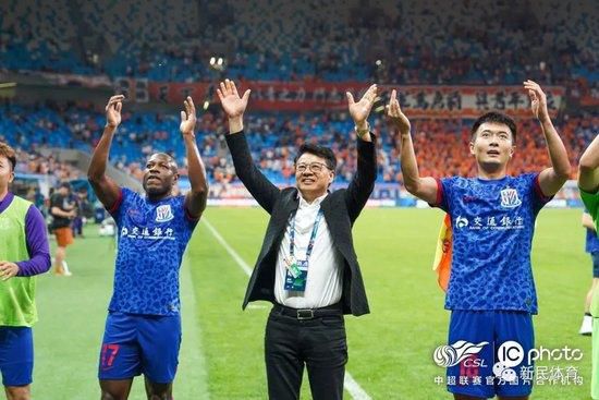 这场影片高潮的枪战戏是三大影帝狭路相逢后，首次正面交火